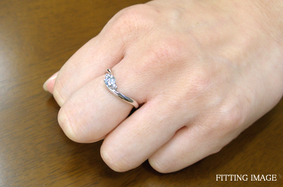 Ptアイスブルーダイヤモンドリング 0.343ct(トリートメント)